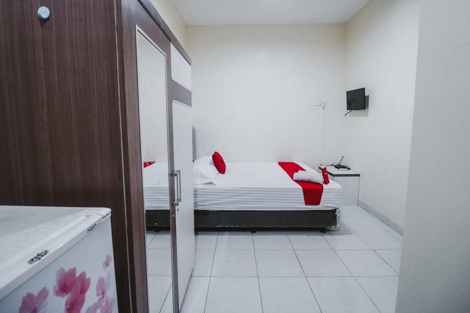 RedDoorz Plus near Semanggi Jakarta Exterior foto