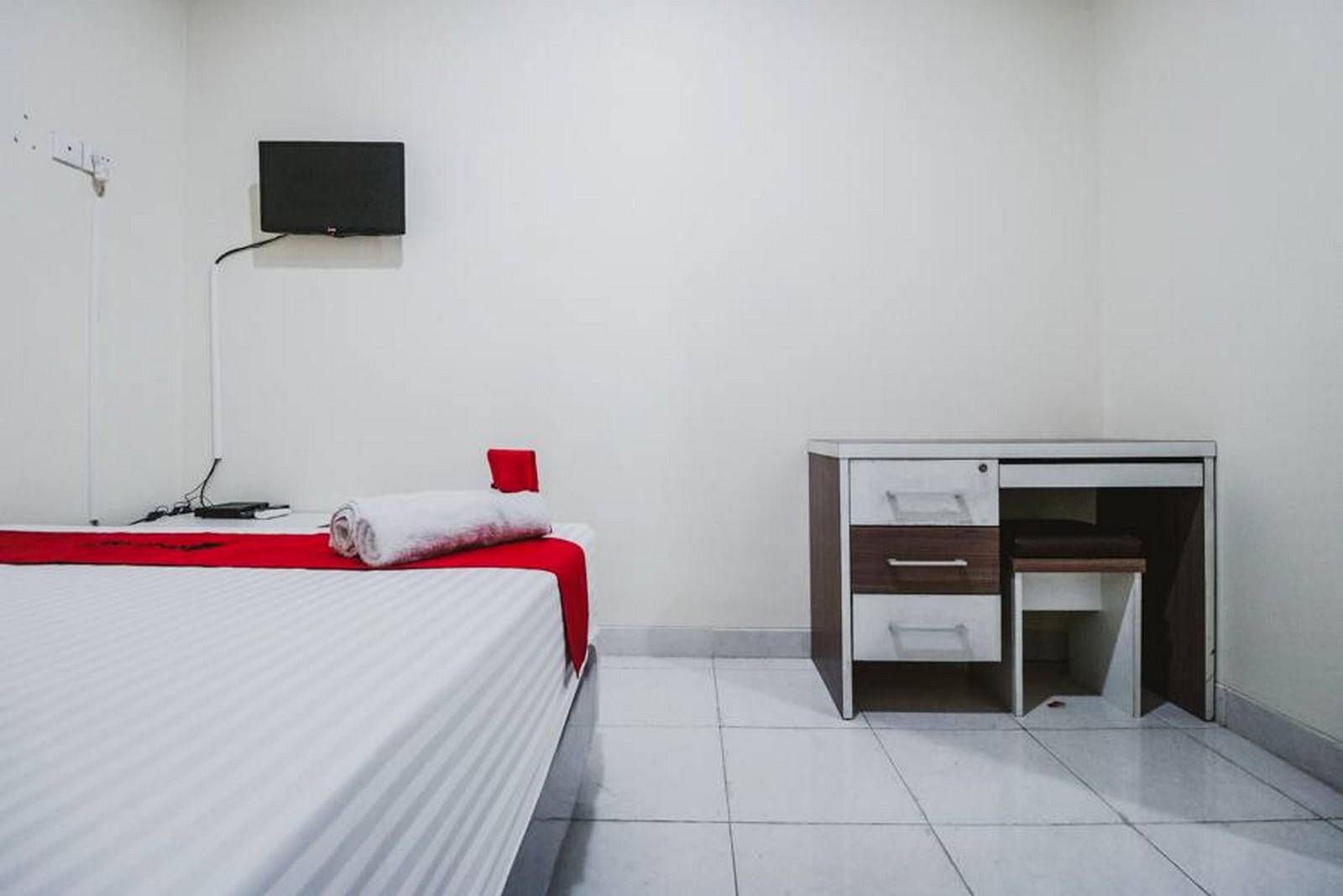 RedDoorz Plus near Semanggi Jakarta Exterior foto