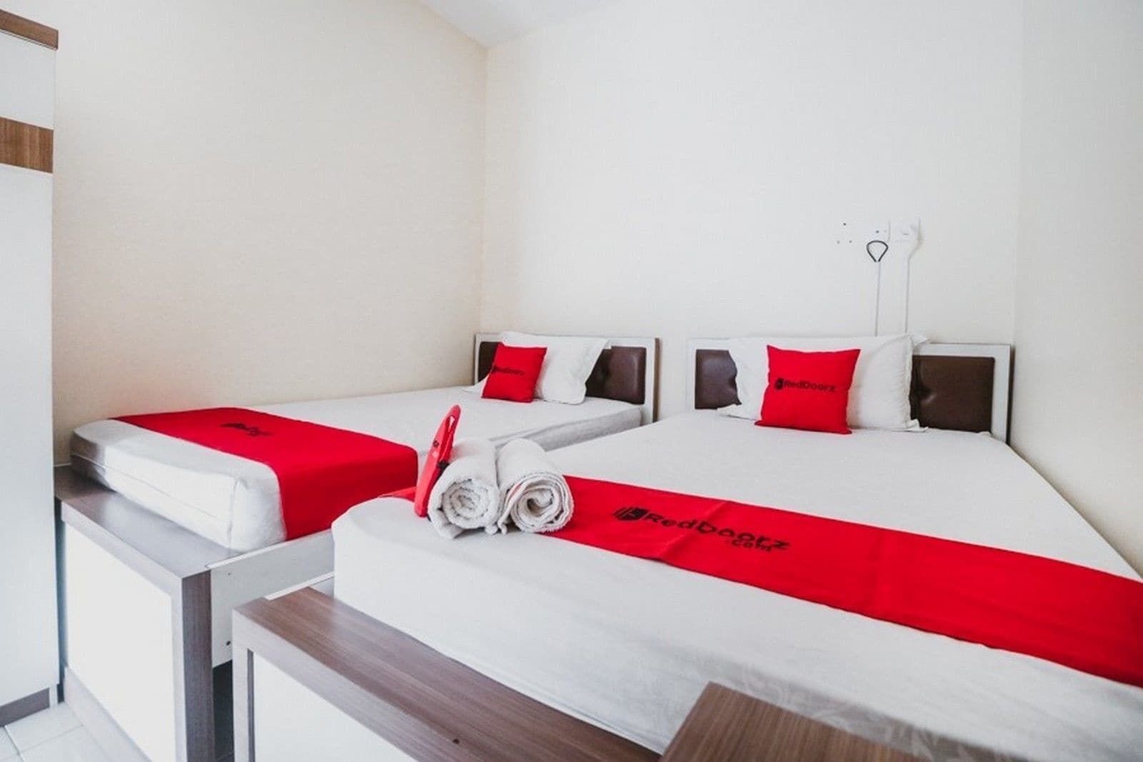 RedDoorz Plus near Semanggi Jakarta Exterior foto